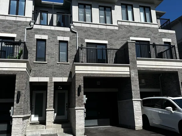 26 Gerry Henry Ln, Clarington, ON L1E 0L8