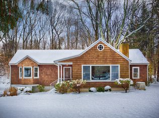 66 Mount Airy Rd E, Croton On Hudson, NY 10520