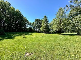 2 Prince Edward Dr, Howell, MI