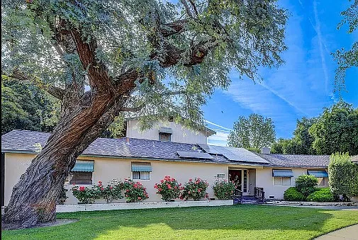 4 bed, 2258 sqft, $2,000 — Photo 1