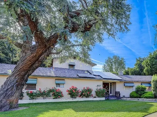 824 S Whitney Dr, Visalia, CA 93277