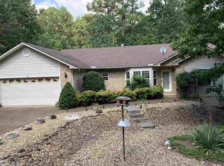 4 Nevada Pl, Hot Springs, AR 71909