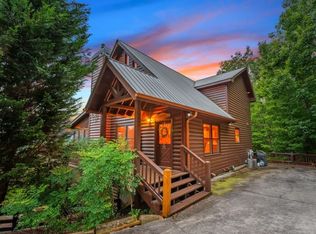 543 Brown Bear Path, Blue Ridge, GA 30513