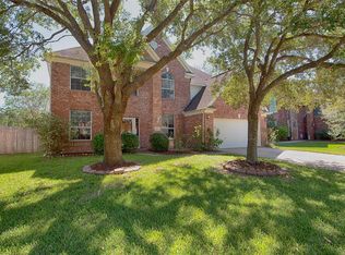 2104 Winding Springs Dr, League City, TX 77573