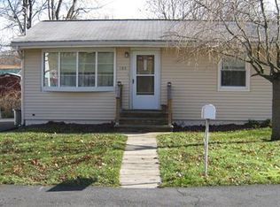 105 Santa Fe Trl, Hopatcong, NJ 07843