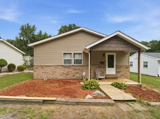 113 W Elm St, Flora, IN 46929