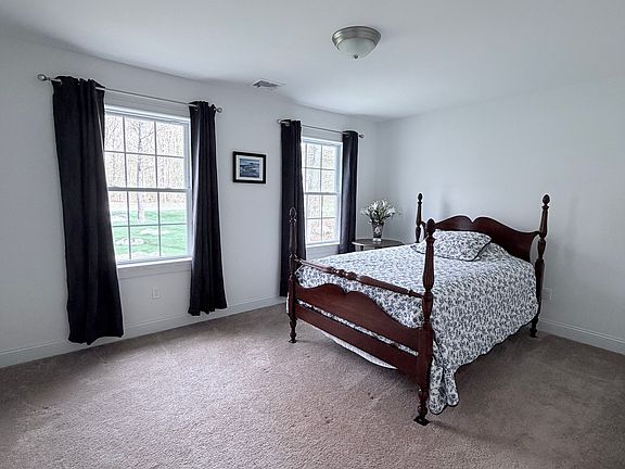 5th image of 56 Goldberg Road