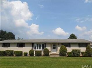 3060 Hercules Dr, Bethlehem, PA 18017