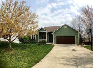 2936 Prairie Ct, Lawrence, KS 66046