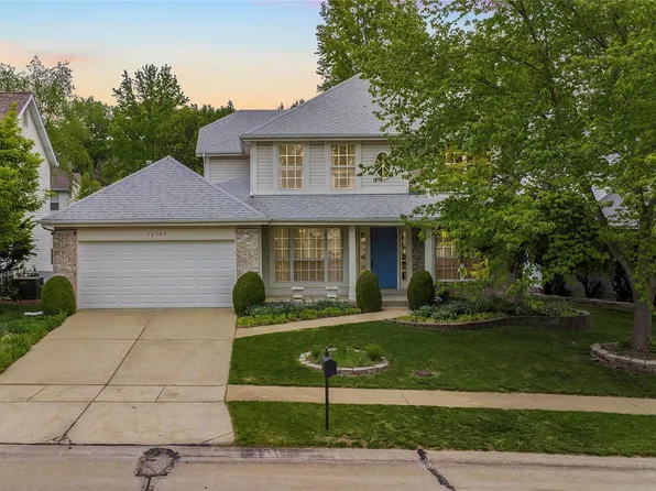 16747 Kingstowne Estates Dr, Ballwin, MO 63011