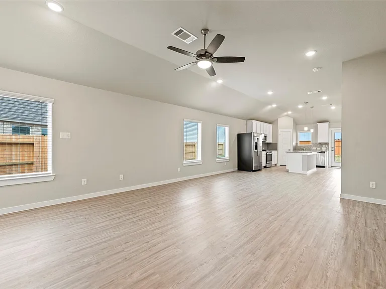 21670 Sandy Dune Cypress — Photo 4