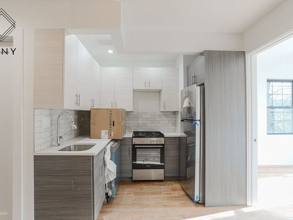1st image of 172 Vernon Ave #4R