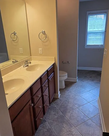 4049 Clinard Ave — Photo 20