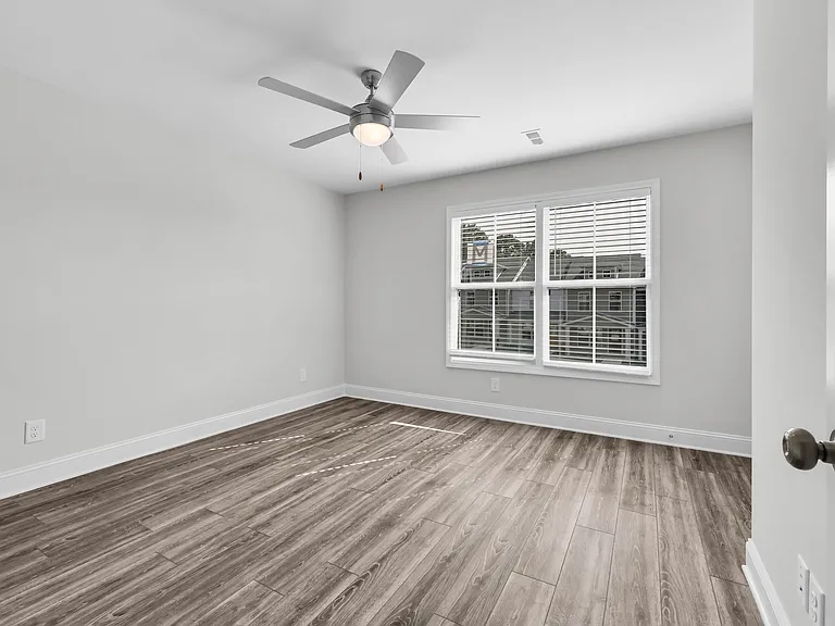 250 Limestone Point Dr — Photo 13