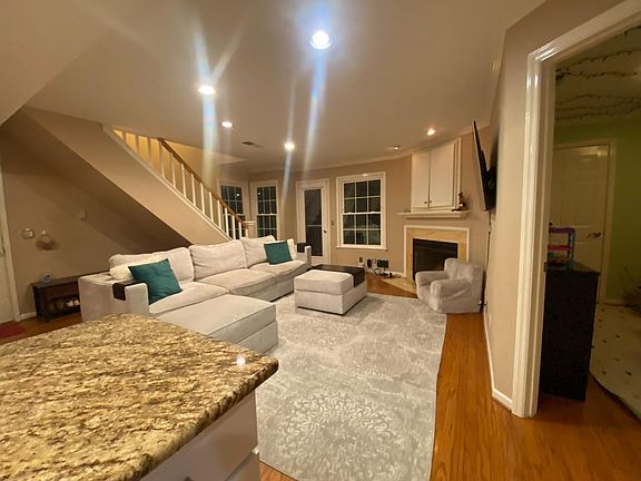 3rd image of 5824 Inman Park Cir APT 220