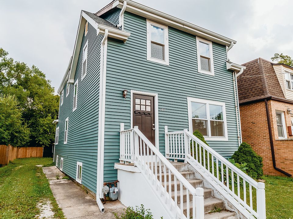 1st image of 2423 N 1st Ave