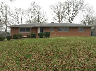 1728 Oakridge Dr, Charlotte, NC 28216