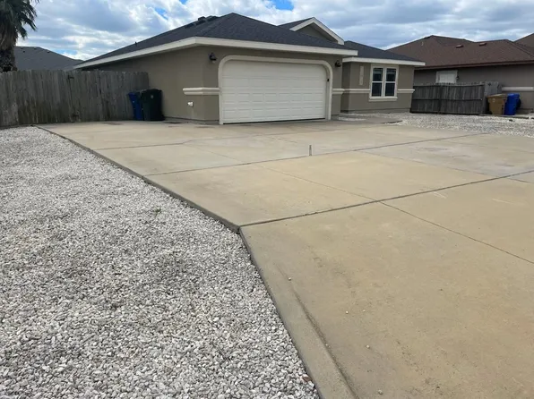 13917 Lighthouse Dr, Corpus Christi, TX 78418
