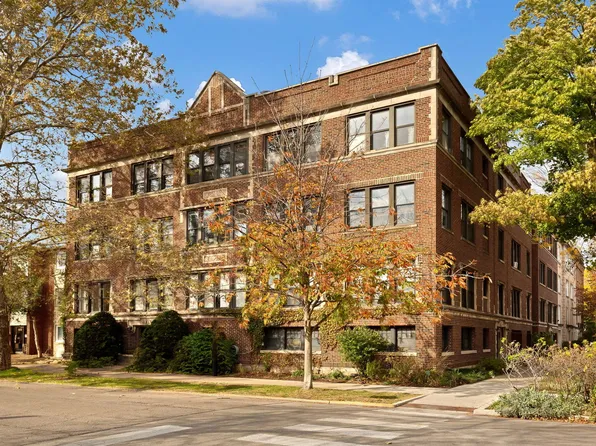 1504 W Greenleaf Ave #1, Chicago, IL 60626