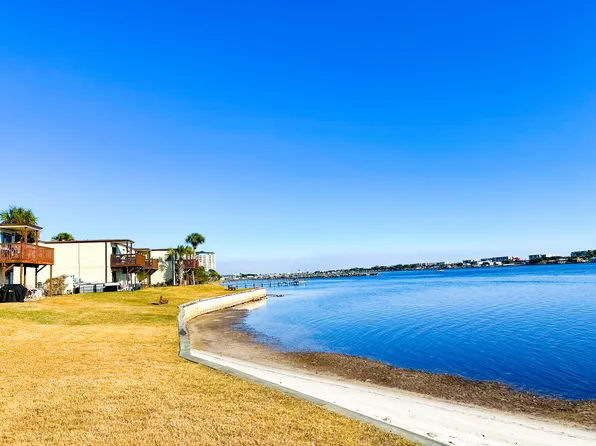 308 Miracle Strip Pkwy SW, Fort Walton Beach, FL