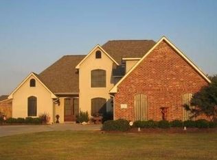 6787 N Banbury Rd, Lake charles, LA 70605