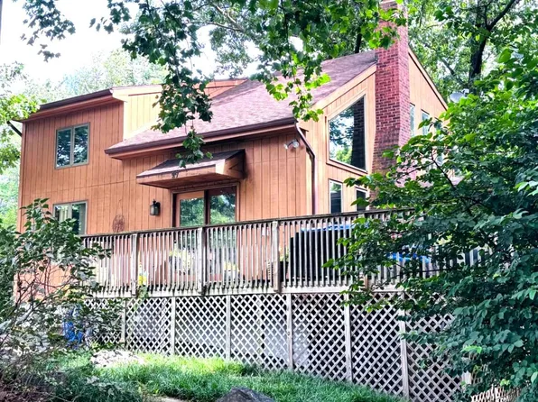 27 Gladys Trl, Fairfield, PA 17320