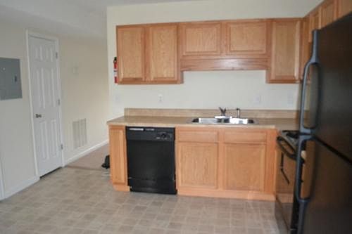 4th image of 188 Jack Miller Blvd APT C