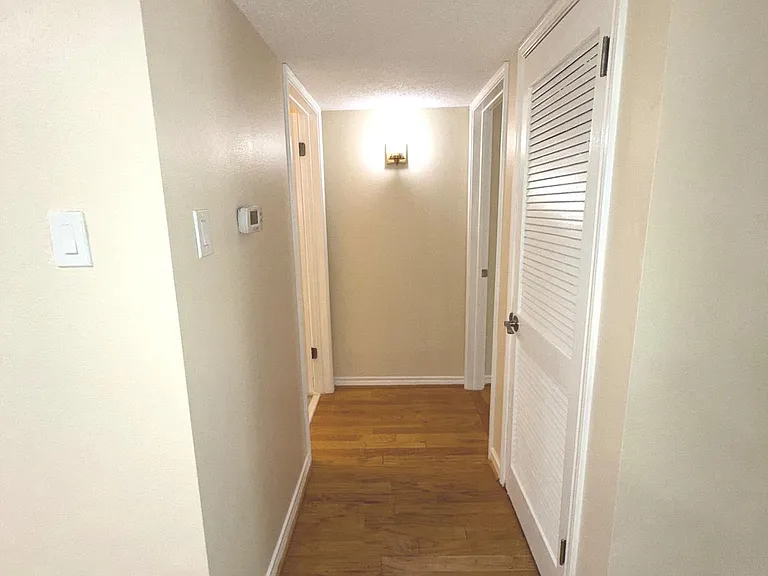 1534 Lincoln Way #204 — Photo 10