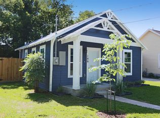 109 Harris Ct, Houston, TX 77009