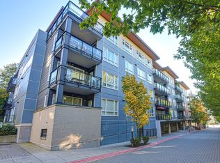 13925 Fraser Hwy #205, Surrey, BC