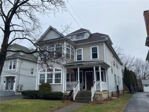 18 Maplewood Ave #2, West Hartford, CT 06119