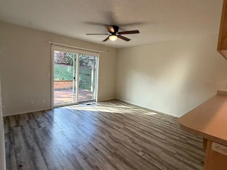 577 Sunwood Dr NW — Photo 9