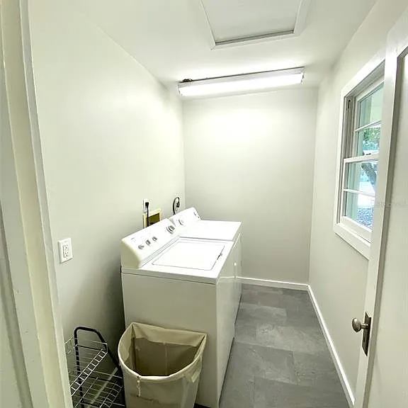 1723 NW 7th Ave — Photo 14