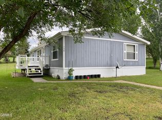 140 Sunrise Ln, Linton, ND 58552