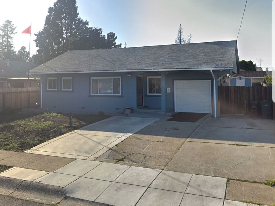 1st image of 322 Chambosse Dr