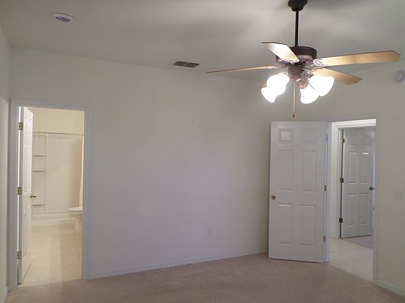 3rd image of 1400 Las Villas Blvd