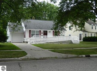 914 South Dr, Mount Pleasant, MI 48858