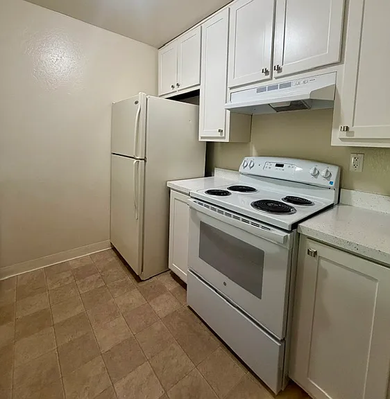 2 bed, 1.0 bath, 840 sqft, $2,245 — Photo 19
