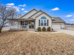 843 Streamside Ln, Clearwater, KS 67026