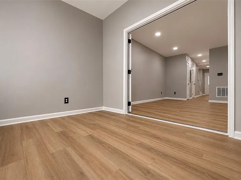 5471 Park Pl S — Photo 10