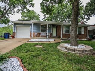 2405 Water Tower Rd, High Ridge, MO 63049