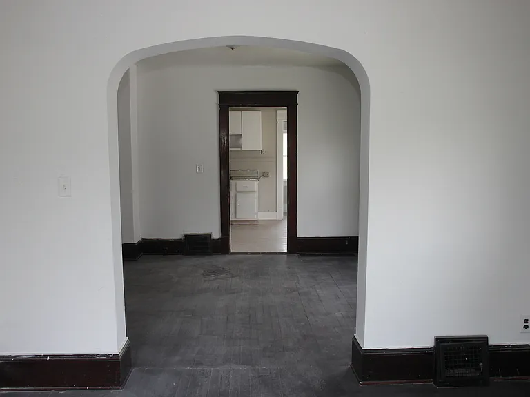 3910 Carlyle Ave — Photo 10