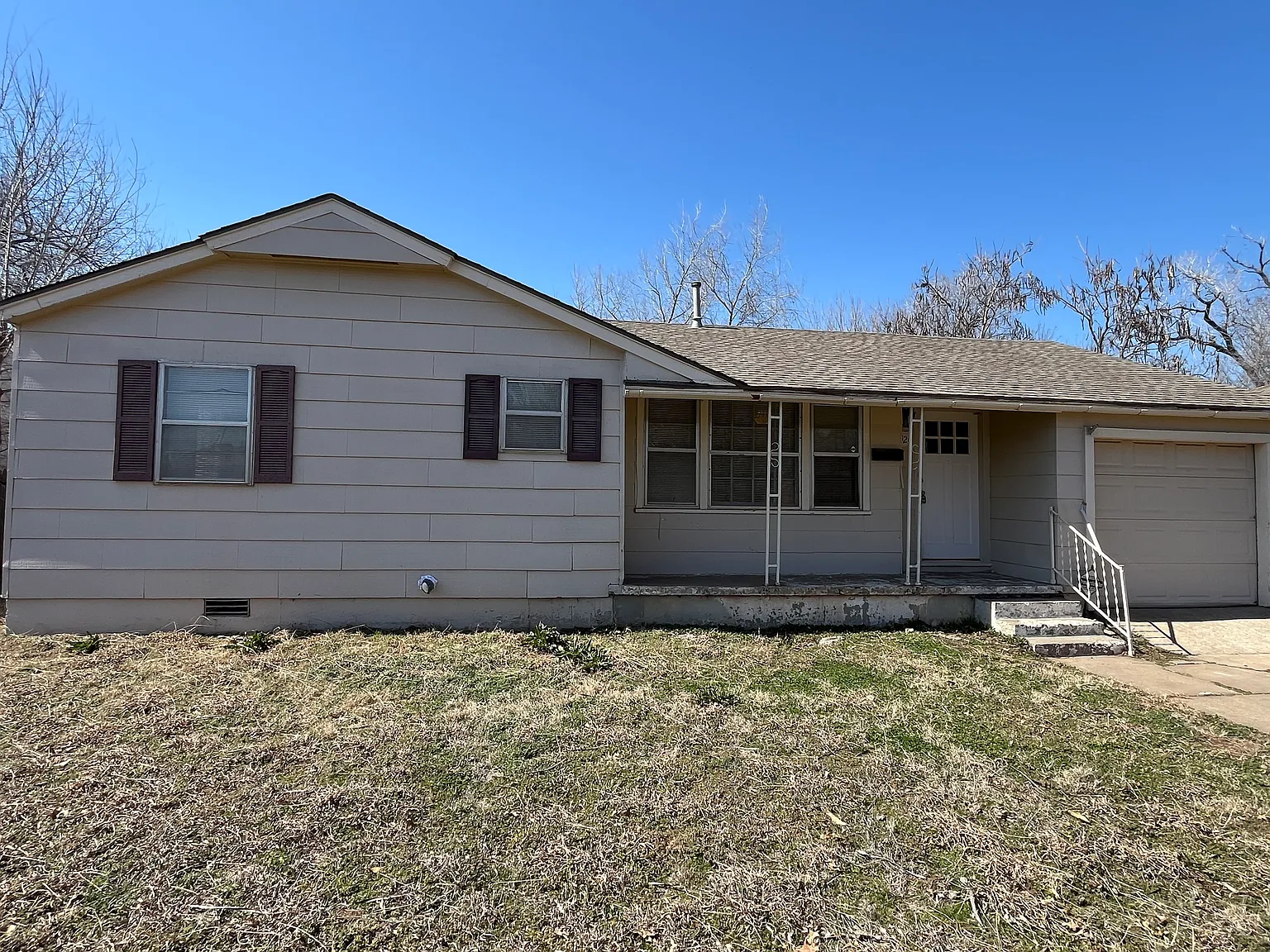 2 bed, 903 sqft, $995 — Photo 1