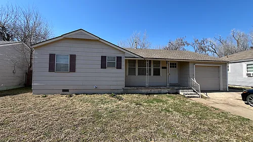 2325 McCracken Dr Photo 1