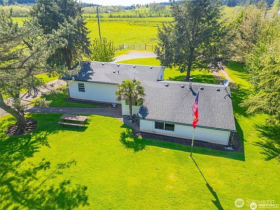 5th image of 25307 NE 212th Avenue