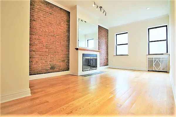 Rented by JK Dansar Corp | media 18