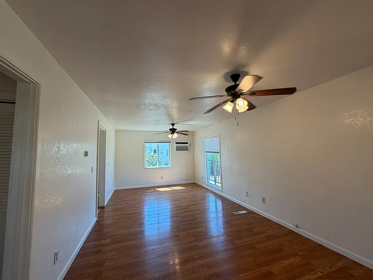 3145 Keats St — Photo 11