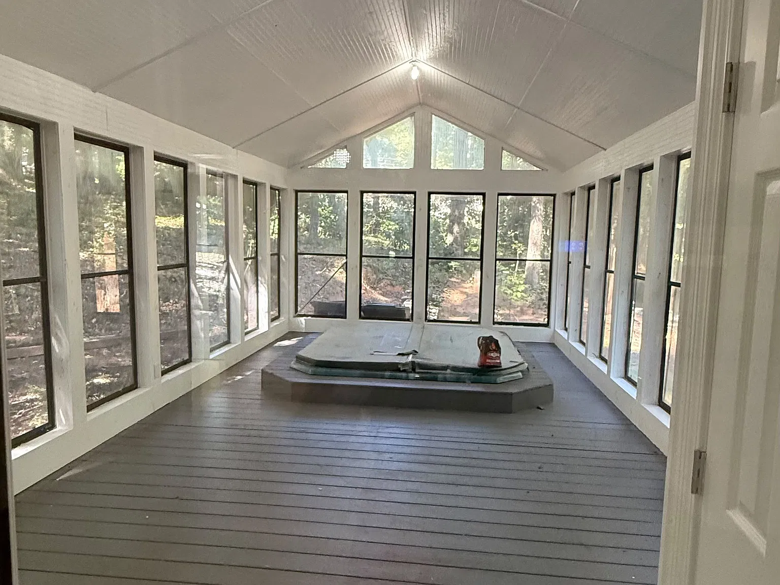 5 bed, 2564 sqft, $3,500 — Photo 3