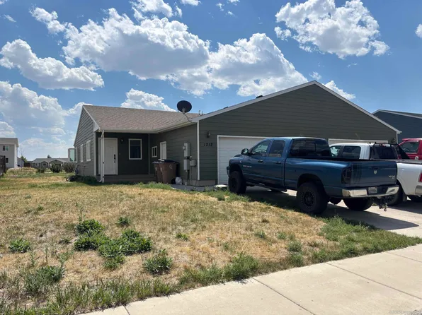 1212 Boswell Dr, Laramie, WY 82070