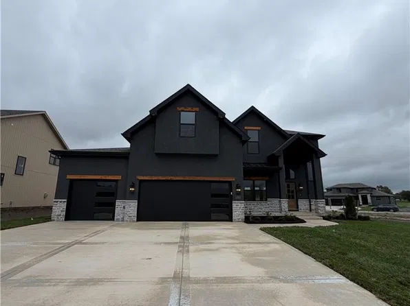 2365 Foxtail Dr, Kearney, MO 64060